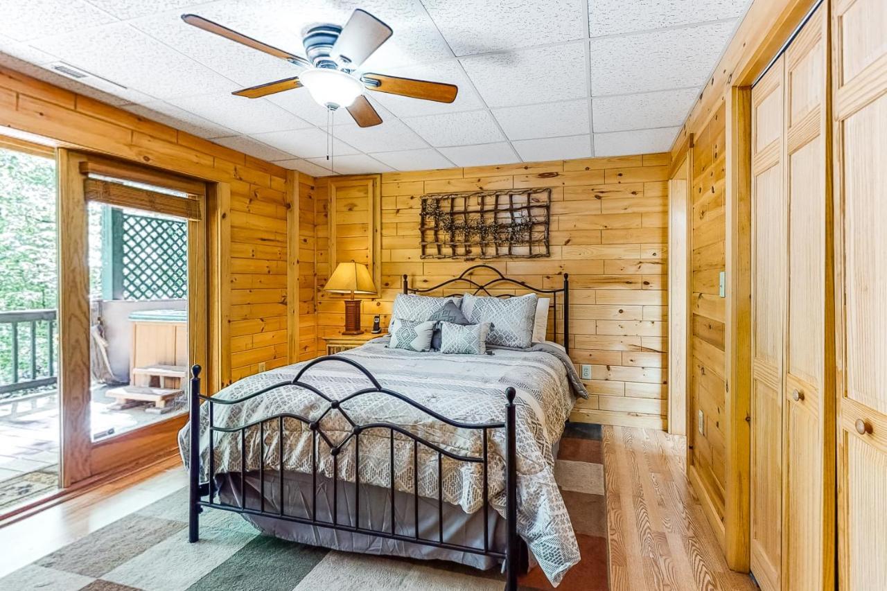 Holiday home Lucilles Creekside Hideaway *