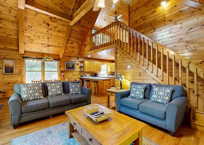 Lucilles Creekside Hideaway