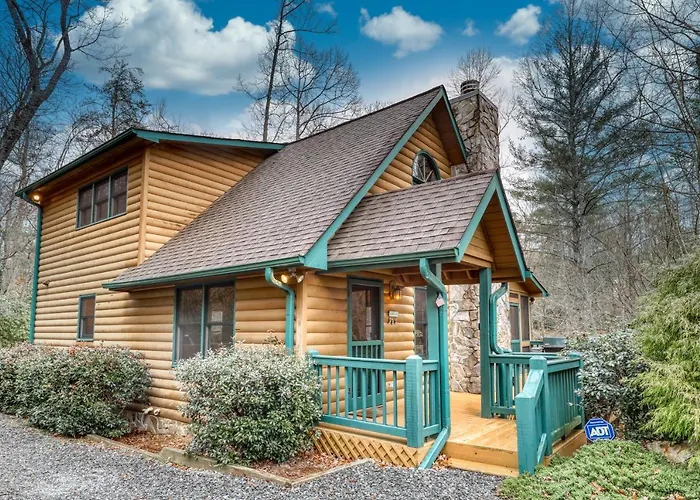 Lucilles Creekside Hideaway
